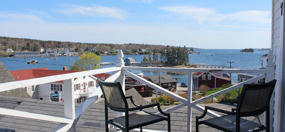 The Greenleaf Inn — hotel in Boothbay Harbor