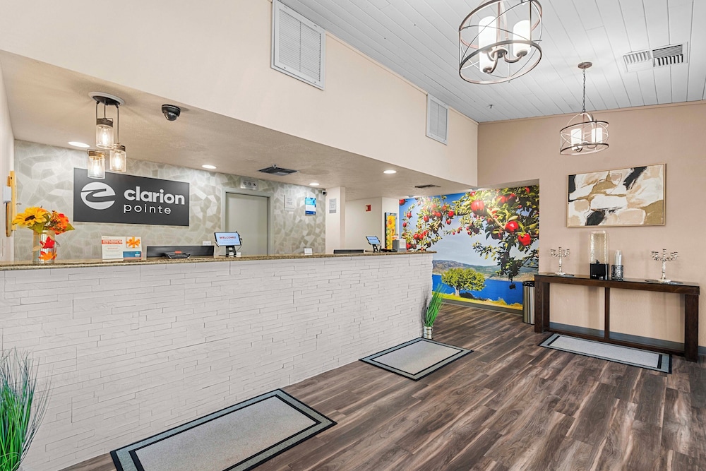 Clarion Pointe Wenatchee WA - carbon neutral hotel in Wenatchee