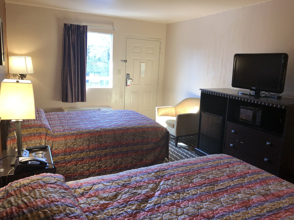 Guest Inn Austell - photo 7