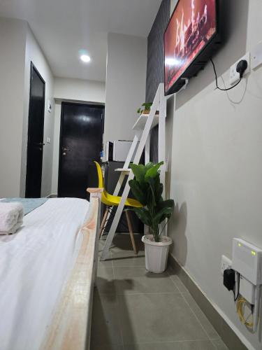 1 Bedroom Studio Sleeps 2 Elevator Free Parking