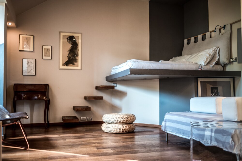Charming Studio — Milan