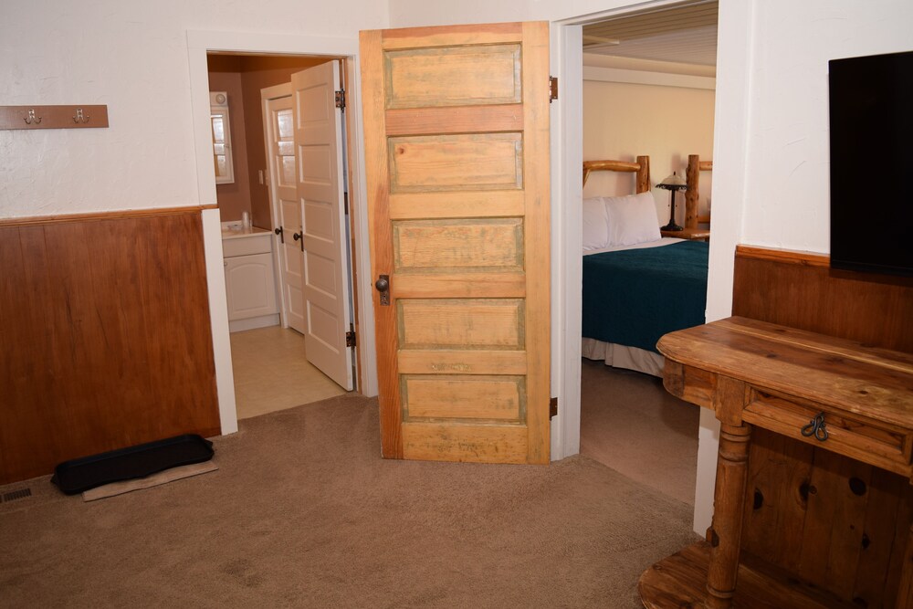 Mountain View Historic Hotel & Cafe - photo 10