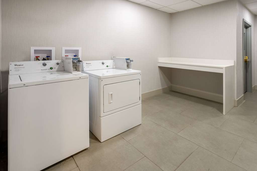 Wingate by Wyndham Waldorf Washington DC Area - photo 11