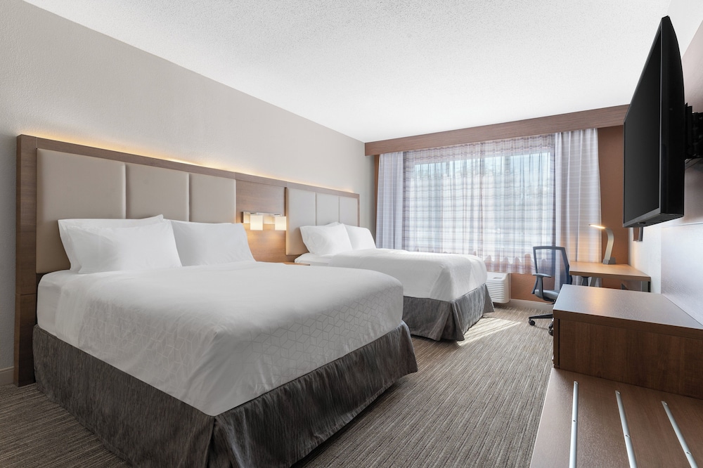 Holiday Inn Express Coralville by IHG - photo 13
