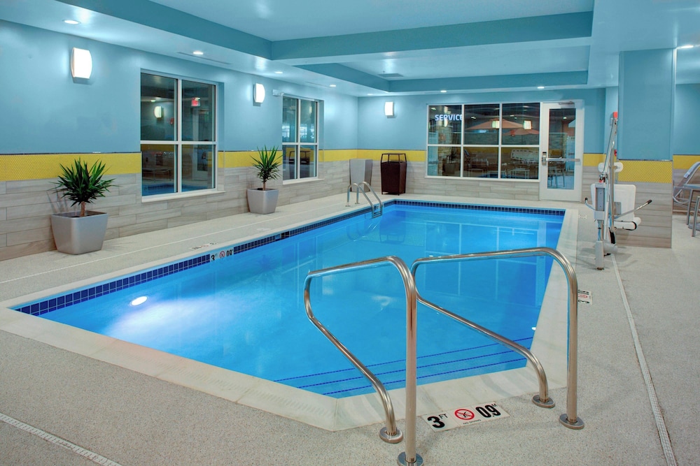 TownePlace Suites by Marriott Parkersburg - photo 14