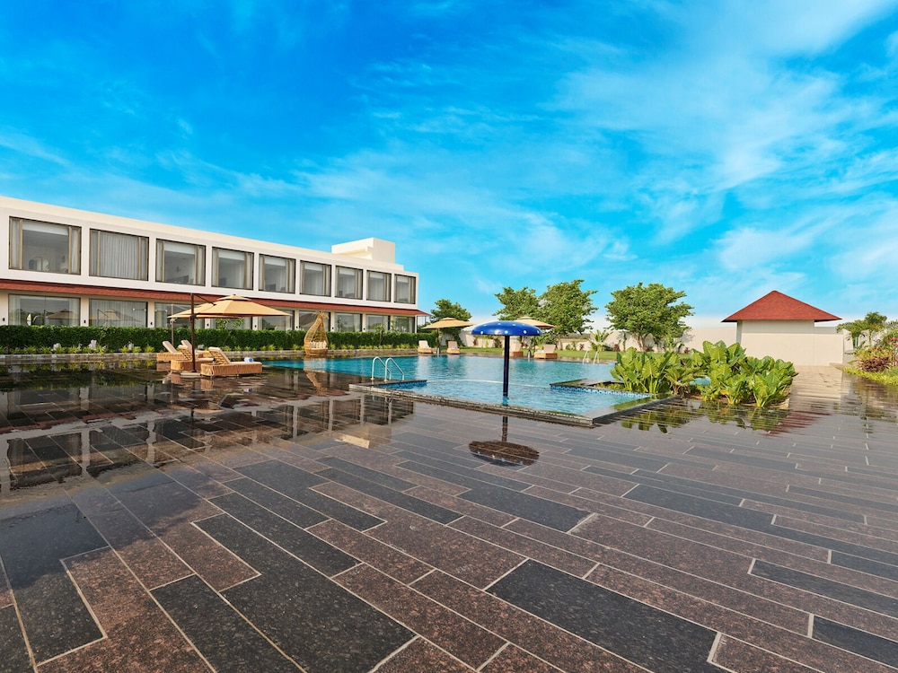 Empire By Zuper in Bhopal, India