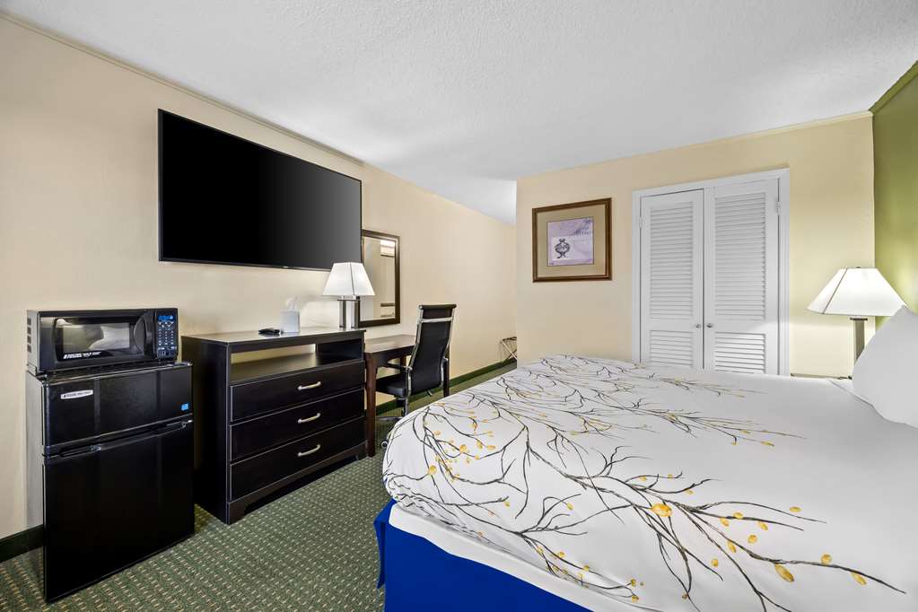 Americas Best Value Inn Ft. Jackson - photo 18