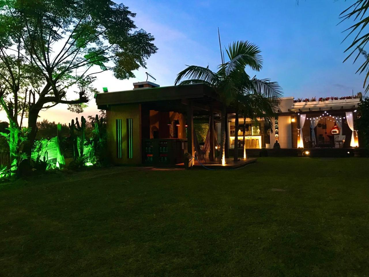 Bangalô em frente a reserva ecológica e 300m do mar in Torres, Brasil