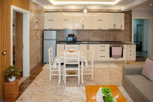 Fishta apartments Q5 32 — Velipoje — photo 3