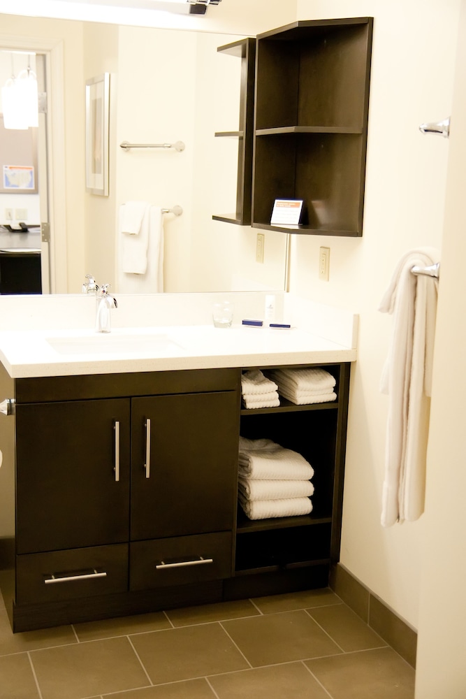Candlewood Suites Sioux Falls by IHG - photo 18