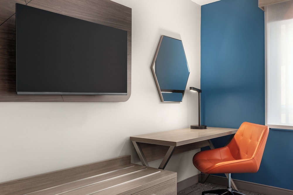 Holiday Inn Express & Suites Hawthorne Elmsford North by IHG - photo 32