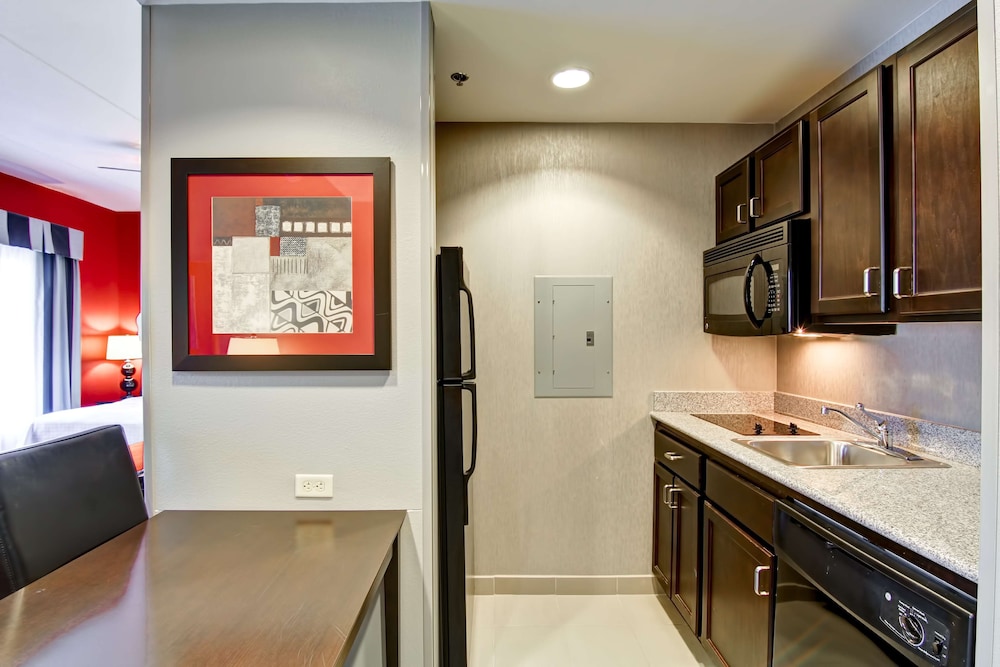 Homewood Suites by Hilton Leesburg - photo 13