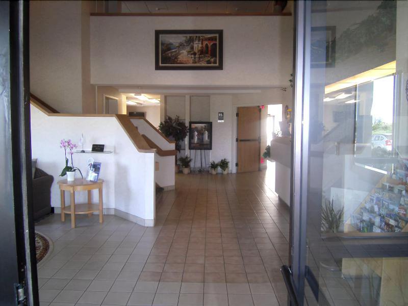 Pleasant Stay Inn & Suites Brooklyn - photo 5