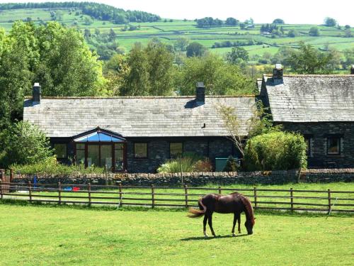 Mews Cottage — 4-Star Luxury Hotel in Bampton, United Kingdom