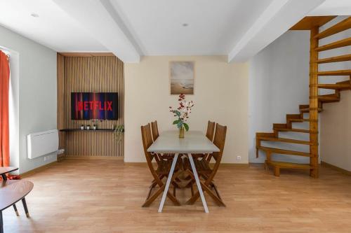 Duplex 6 Personnes Hyper Centre in Dieppe, France