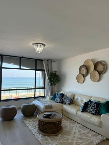 Beachfront Breeze