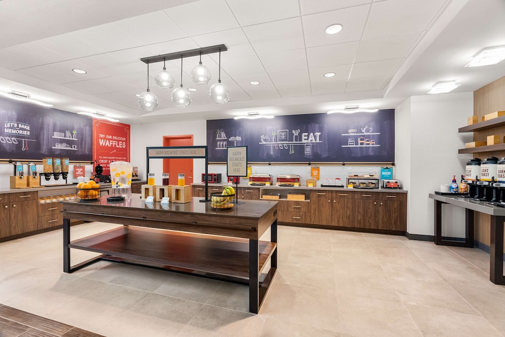 Hampton Inn & Suites Portland Tigard - photo 25