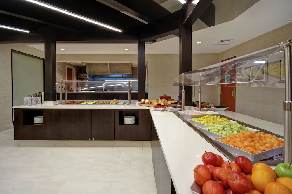 Embassy Suites Little Rock - photo 63