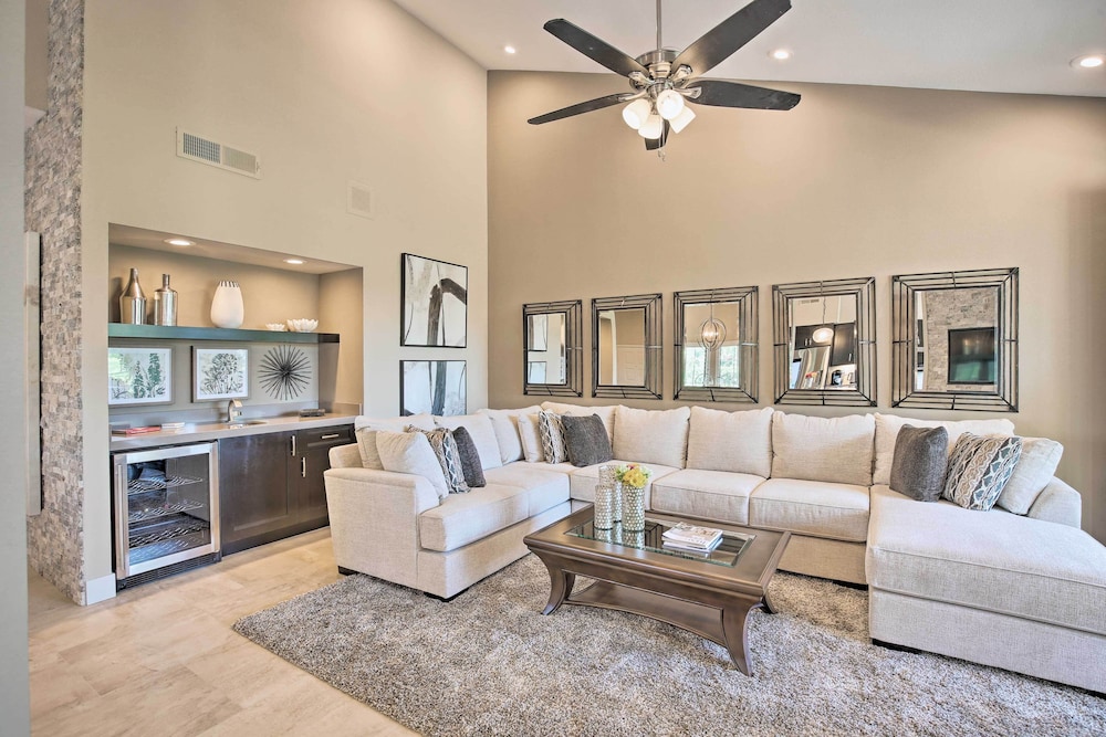Luxury Remodeled Palm Desert Resort Condo - photo 7
