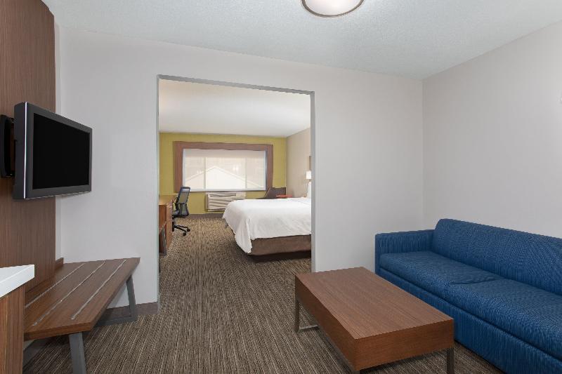 Sleep Inn & Suites Tempe ASU Campus - photo 86