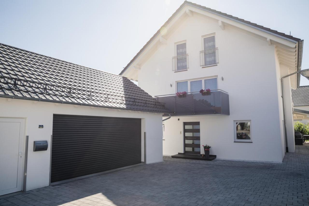 Ferienwohnung Am Zeppelin Hangar — 5-Star Luxury Hotel in Friedrichshafen, Germany