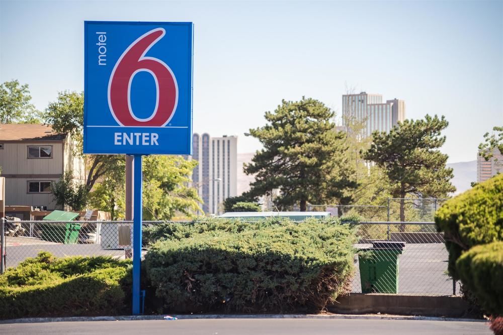 Motel 6 Reno West - photo 33