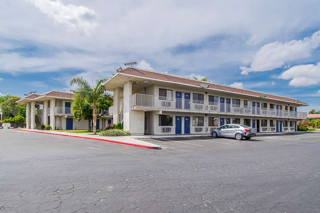Motel 6 Bakersfield CA Airport - photo 5