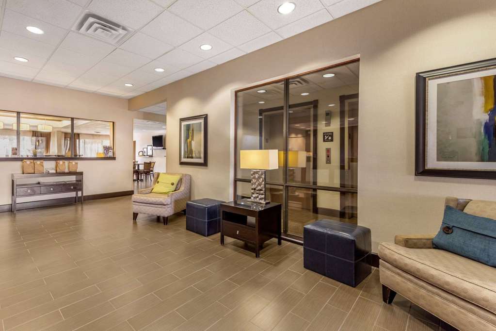 Wingate by Wyndham Buckhannon - photo 4