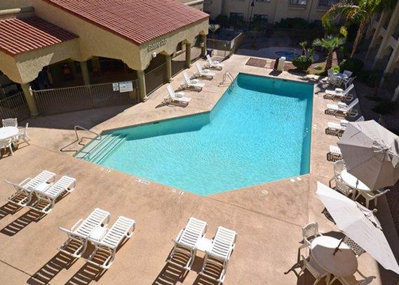 Clarion Suites Yuma - photo 5