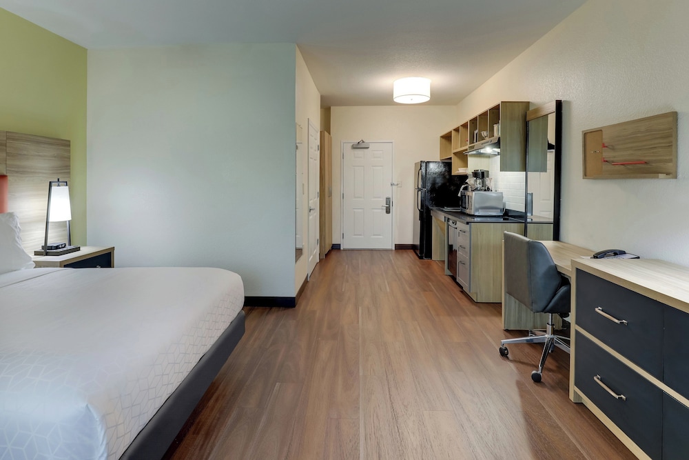 Candlewood Suites Lexington by IHG - photo 16