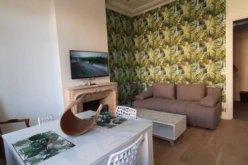 Cocon Une Surprise Vous Attend a Dunkerque in Dunkerque, France