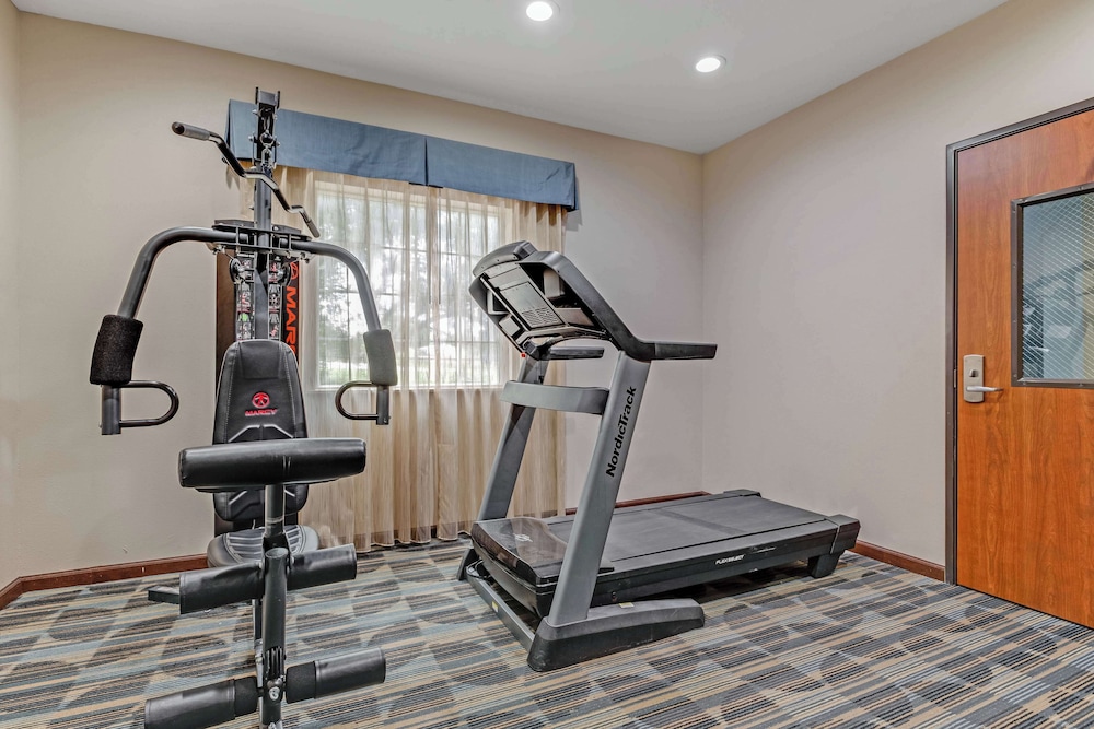 SureStay Plus Hotel by Best Western Owasso Tulsa North - photo 17