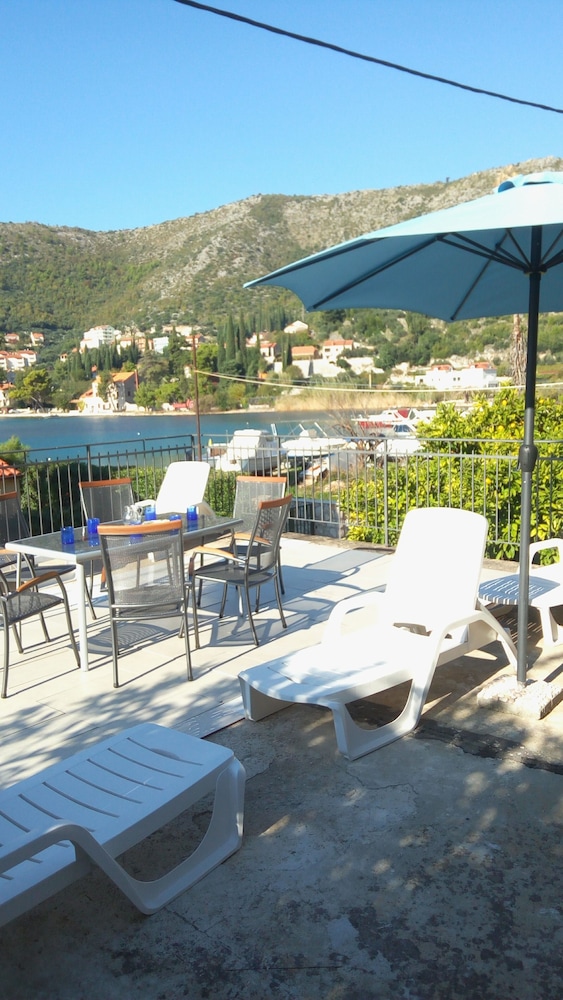Getaway Seaside Sweet in Dubrovnik, Croatia