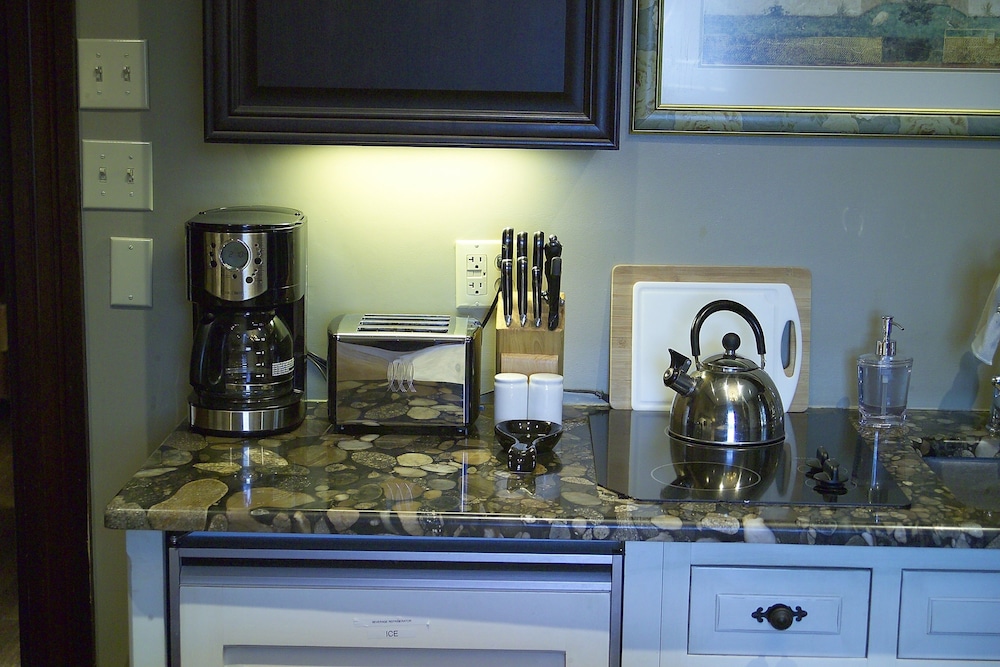 South Broadway Manor - photo 83