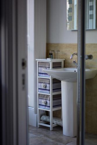 Clifton House — 4-Star Luxury Hotel in Bristol, United Kingdom