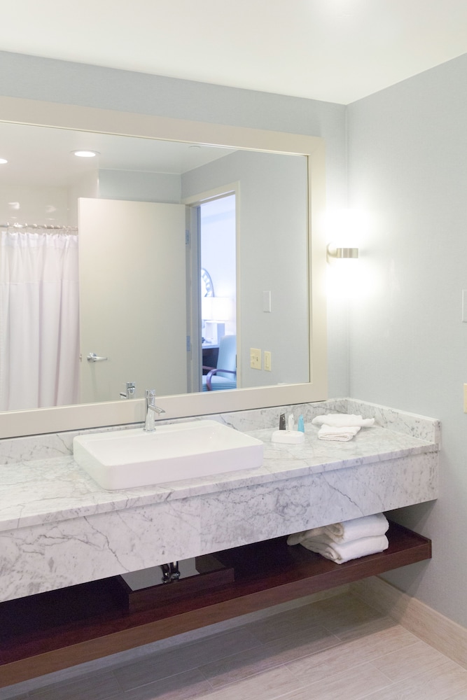 Crowne Plaza Springfield by IHG - photo 35