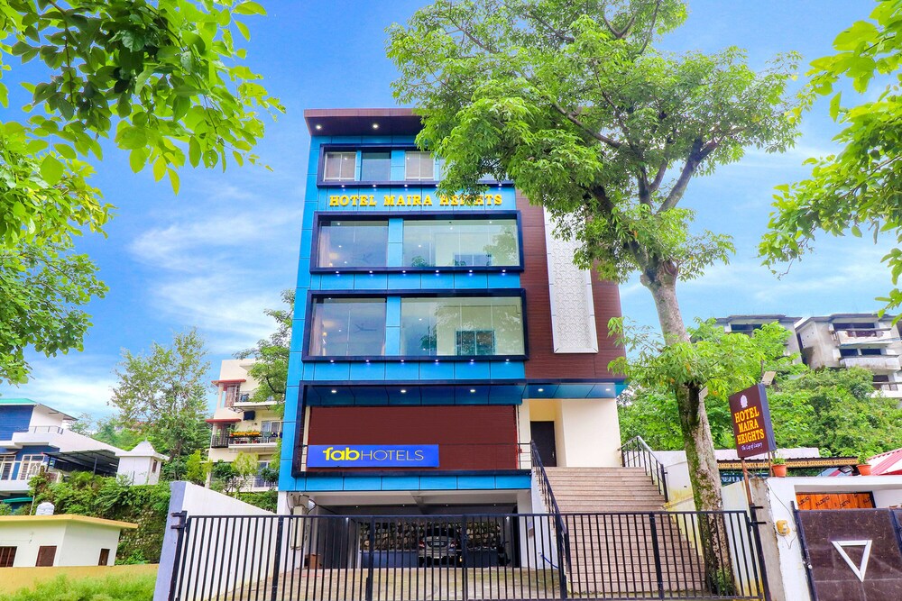 Fabhotel Maira Heights in Dehra Dun, India
