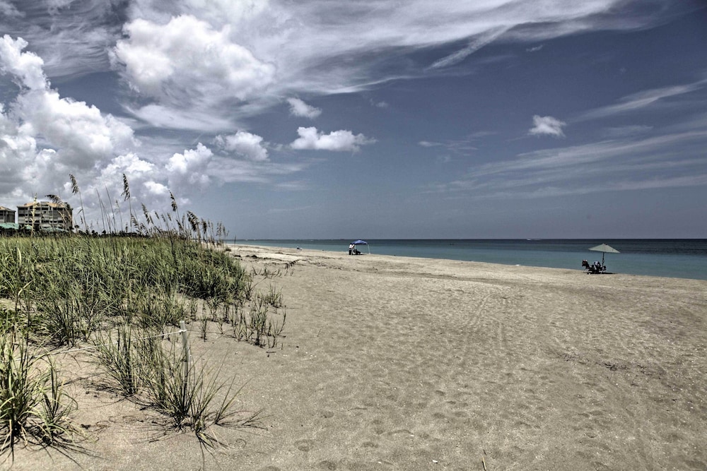 Sunny Fort Pierce Resort Condo w Beach Access - photo 28