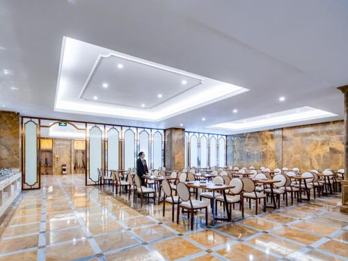 Vienna International Hotel Fujian Quanzhou Jinjiang Airport in Jinjiang, People's Republic of China