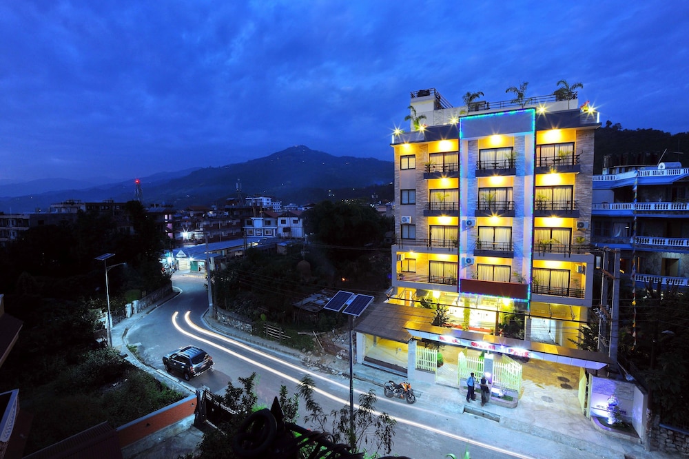 Hotel Queens Park in Pokhara, Nepal