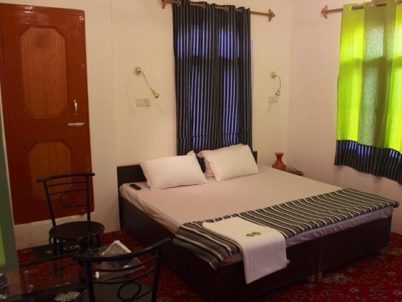 Greenwoods Inn — Srinagar — photo 3