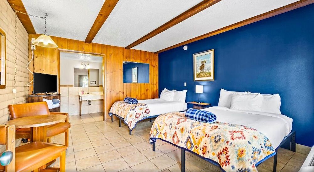 The Alpine Motel - carbon neutral hotel in Yuma