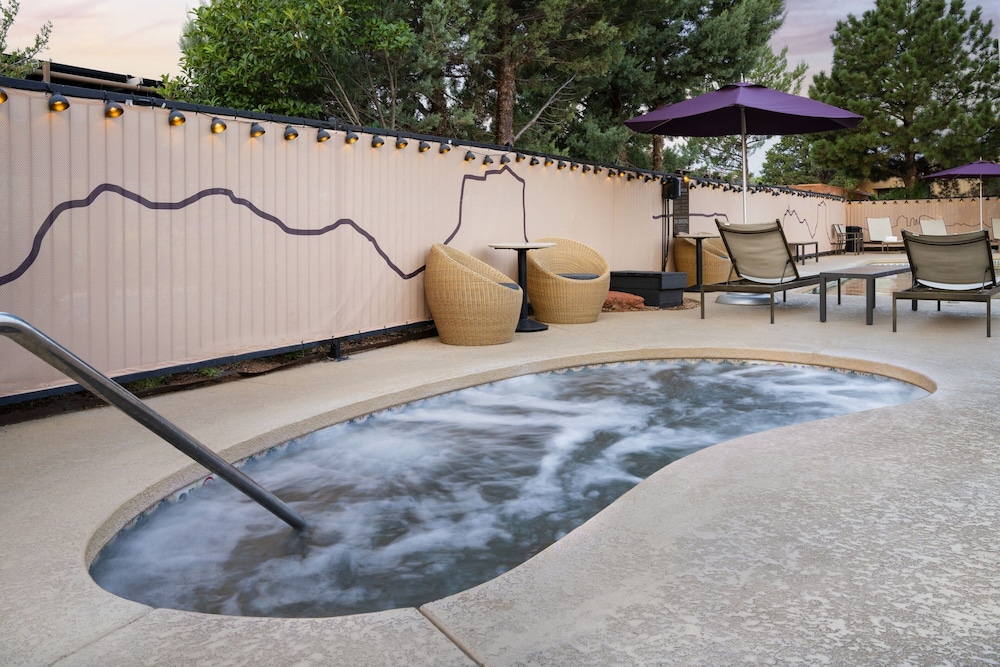 Sky Rock Sedona a Tribute Portfolio Hotel - photo 37