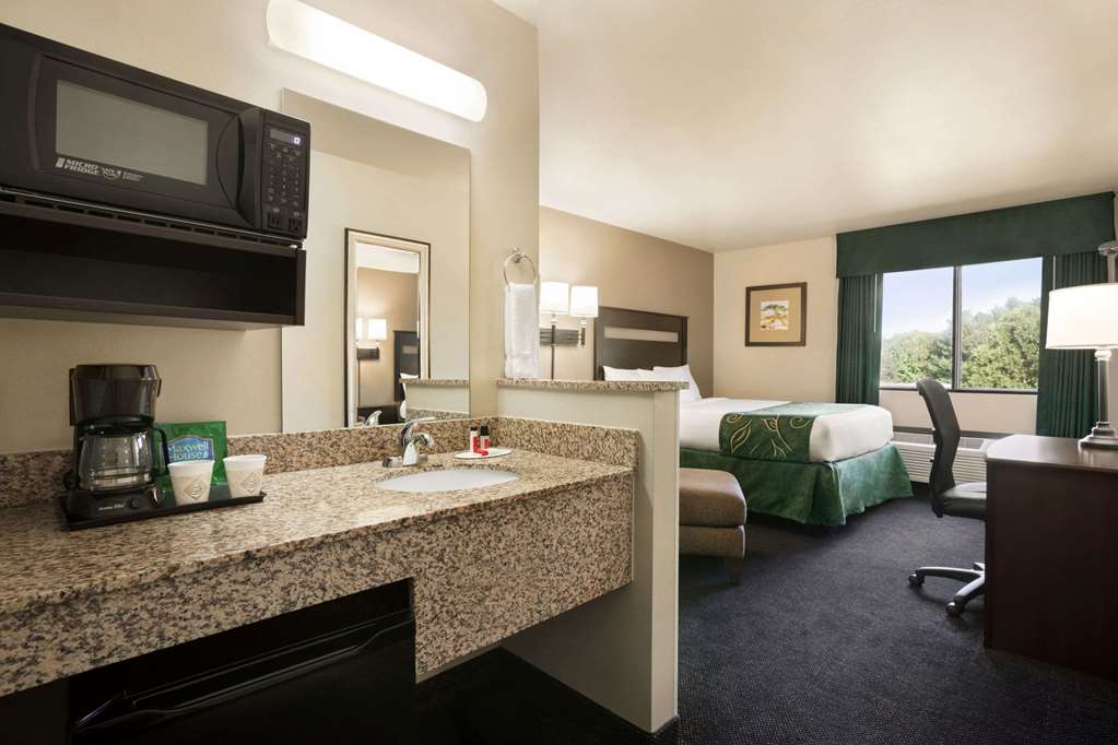 Travelodge by Wyndham Brunswick near Frederick - photo 10