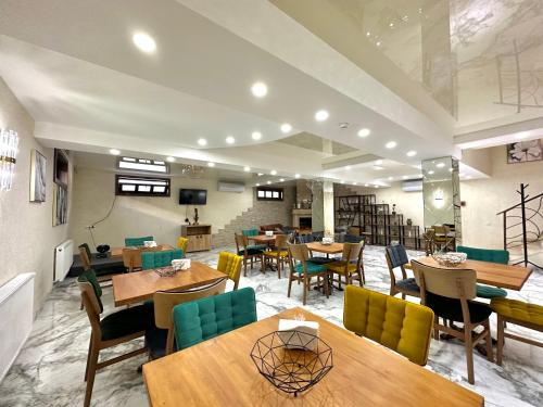 Luxmani Hotel & Spa
