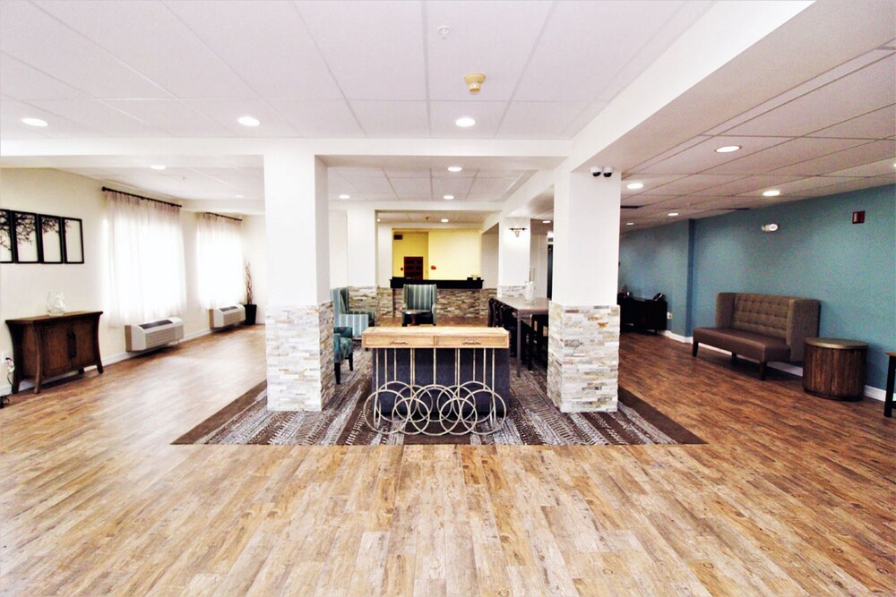 The Colonnade - photo 5
