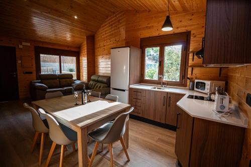Apartamentos 7 Puentes Sierra Cazorla Casa Olivo — 4-Star Luxury Hotel in La Iruela, Spain