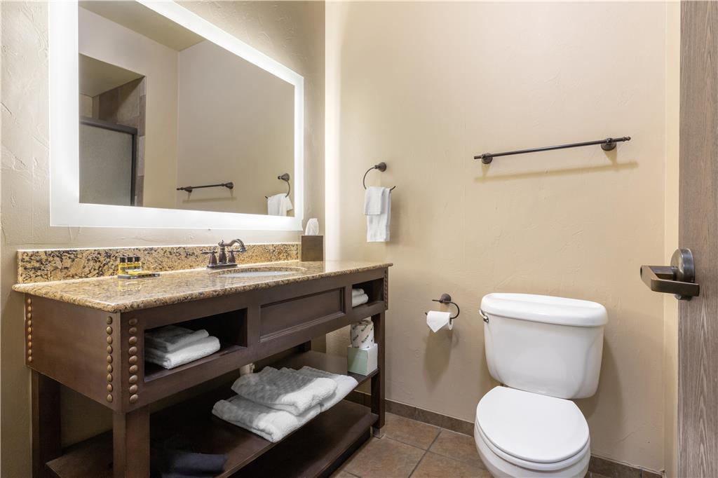 Best Western Plus Cimarron Hotel & Suites - photo 57