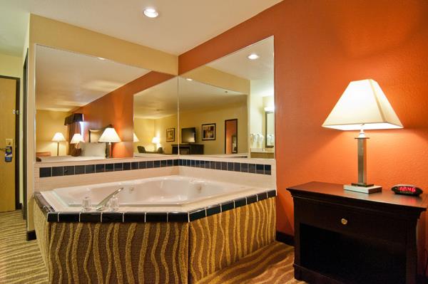 Best Western Plus Corning Inn - photo 16