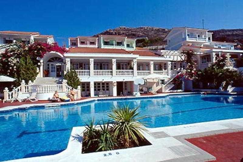 Ilios Hotel - carbon neutral hotel in Samos